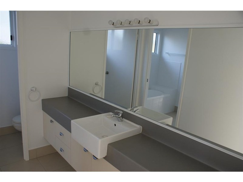 2 Shore Street, Wongaling Beach QLD 4852