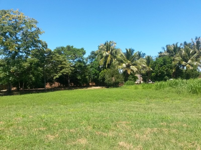 10 Coral Close, Mission Beach QLD 4852