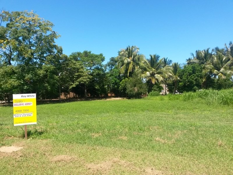 10 Coral Close, Mission Beach QLD 4852