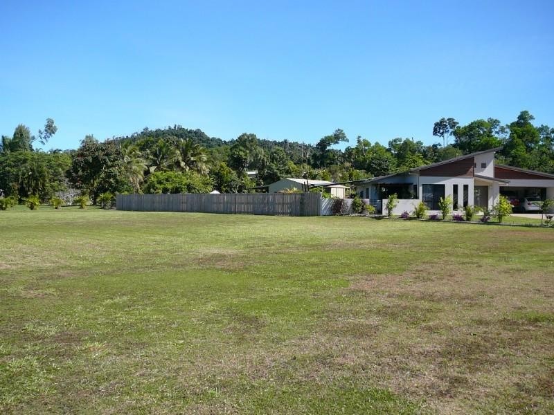 Mission Beach QLD 4852