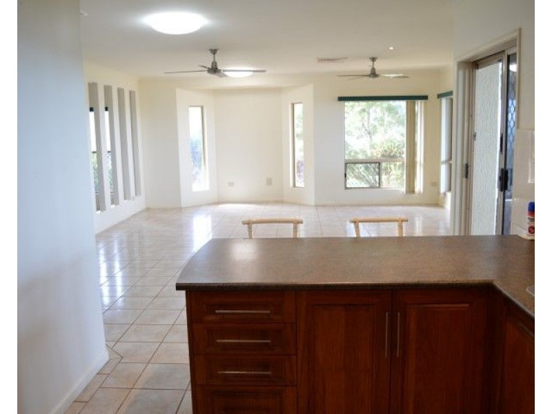 28 Pioneer Street, Bingil Bay QLD 4852