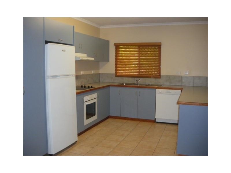 1/10 Tully – Mission Beach Road, Mission Beach QLD 4852