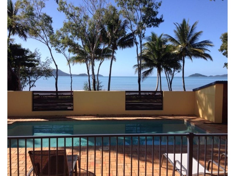 24 Kennedy Esplanade, South Mission QLD 4852