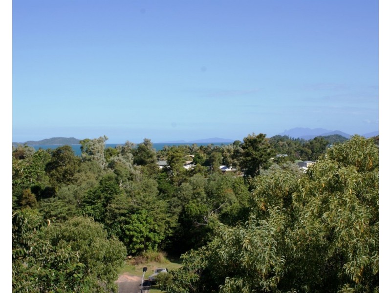 3 The Boulevard, South Mission QLD 4852