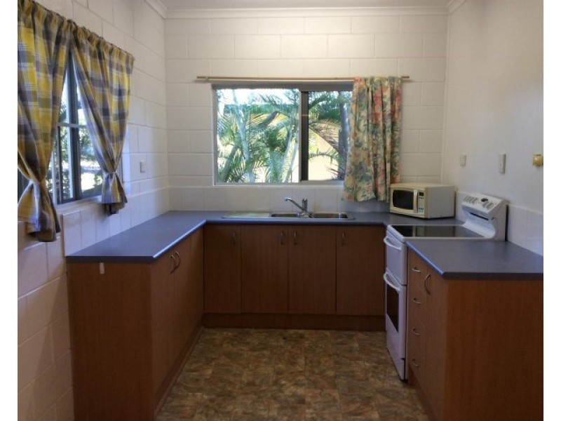 2/67 Seafarer Street, South Mission QLD 4852