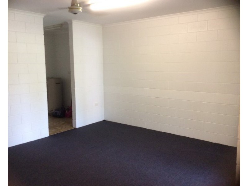 2/67 Seafarer Street, South Mission QLD 4852
