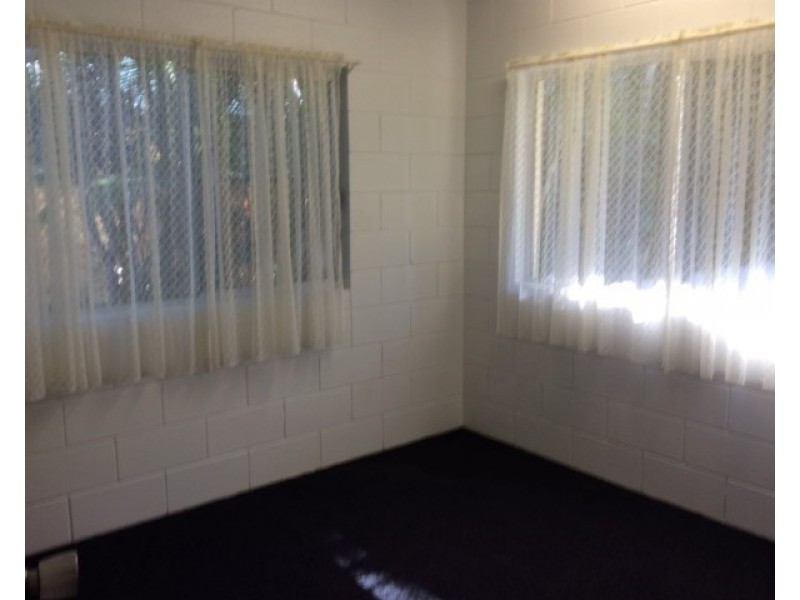 2/67 Seafarer Street, South Mission QLD 4852