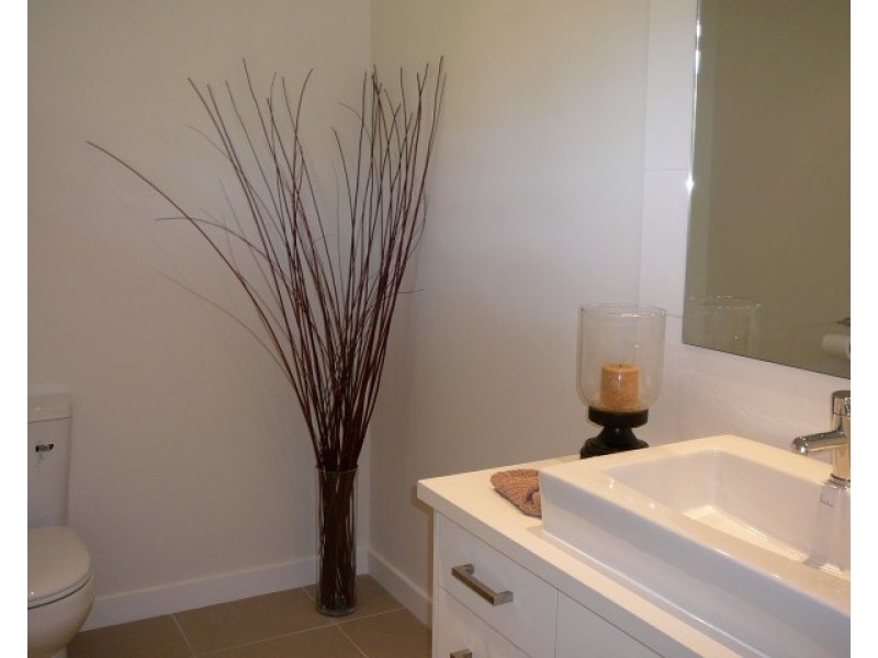 15 Pioneer Street, Bingil Bay QLD 4852