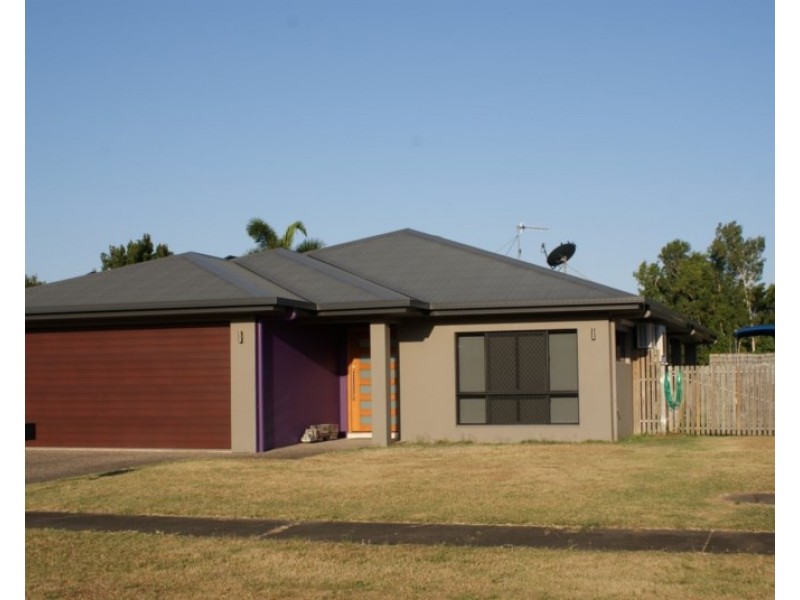 3 Nivosa Court, Mission Beach QLD 4852