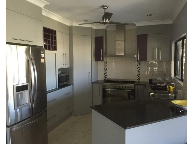 3 Nivosa Court, Mission Beach QLD 4852