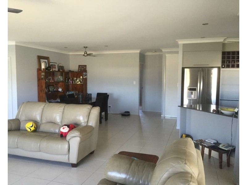 3 Nivosa Court, Mission Beach QLD 4852