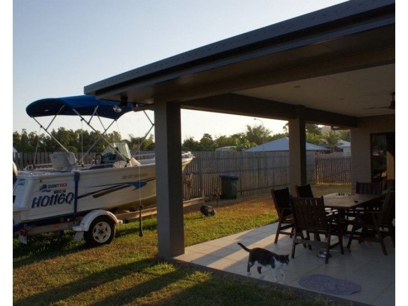 3 Nivosa Court, Mission Beach QLD 4852