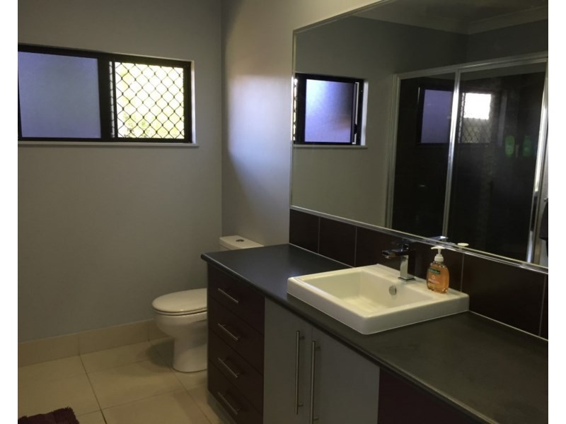 3 Nivosa Court, Mission Beach QLD 4852