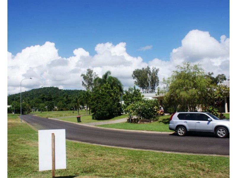 44 Sanctuary Crescent, Wongaling Beach QLD 4852