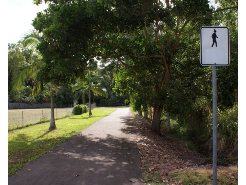 44 Sanctuary Crescent, Wongaling Beach QLD 4852