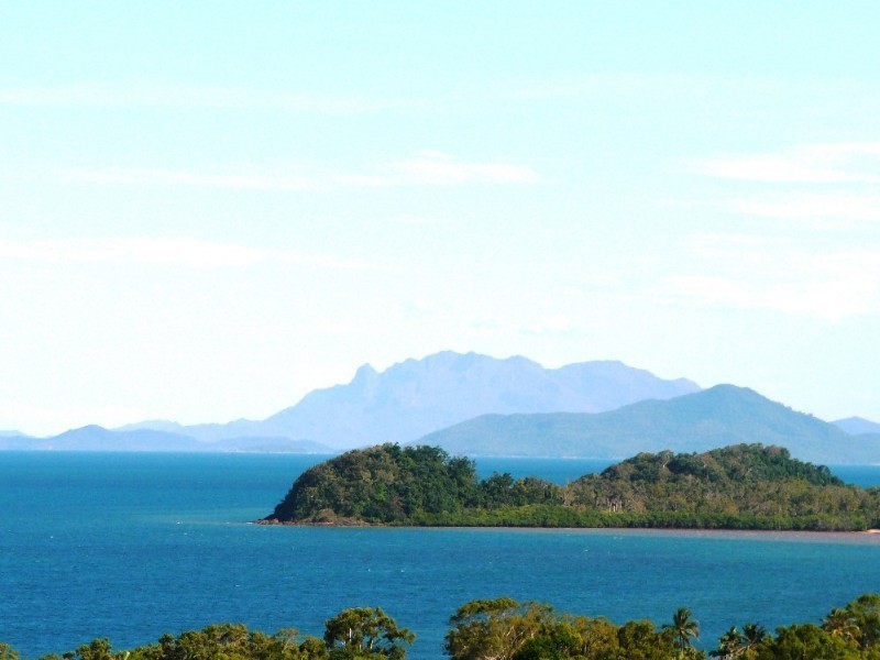 Mission Beach QLD 4852