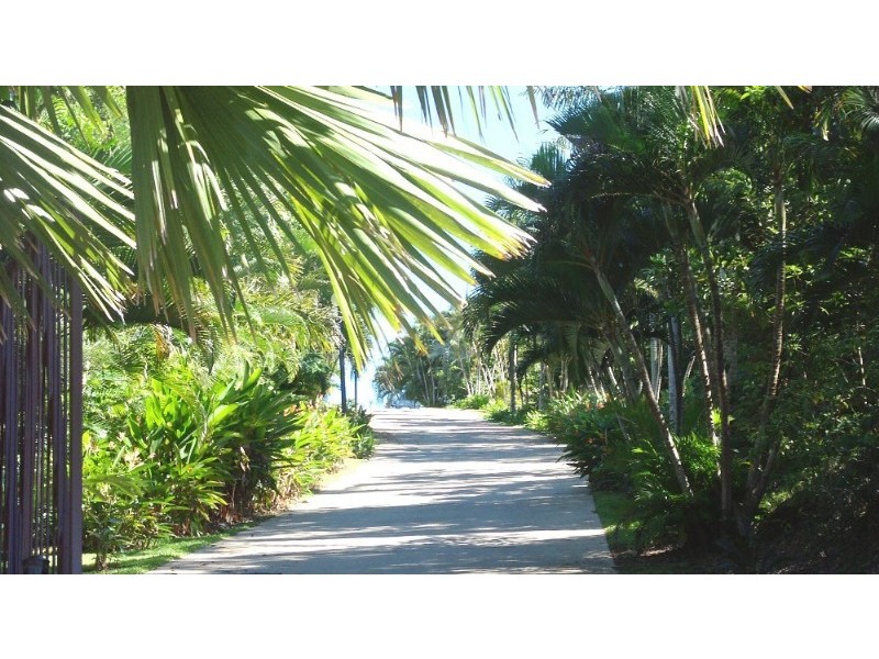 Mission Beach QLD 4852