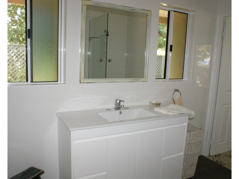 26 Kennedy Esplanade, South Mission QLD 4852