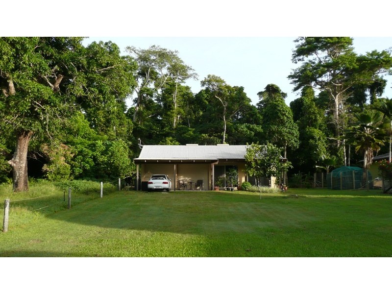 Mission Beach QLD 4852
