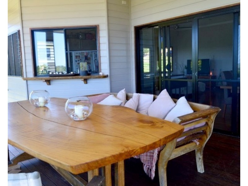 39 Dunkalli Crescent, Wongaling Beach QLD 4852