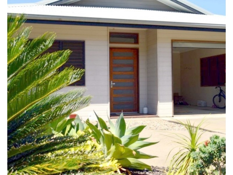 39 Dunkalli Crescent, Wongaling Beach QLD 4852