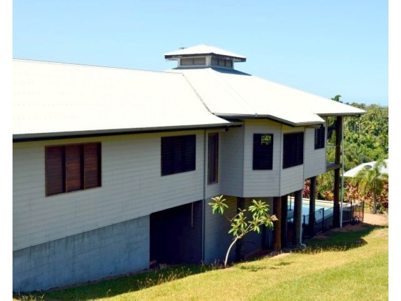 39 Dunkalli Crescent, Wongaling Beach QLD 4852