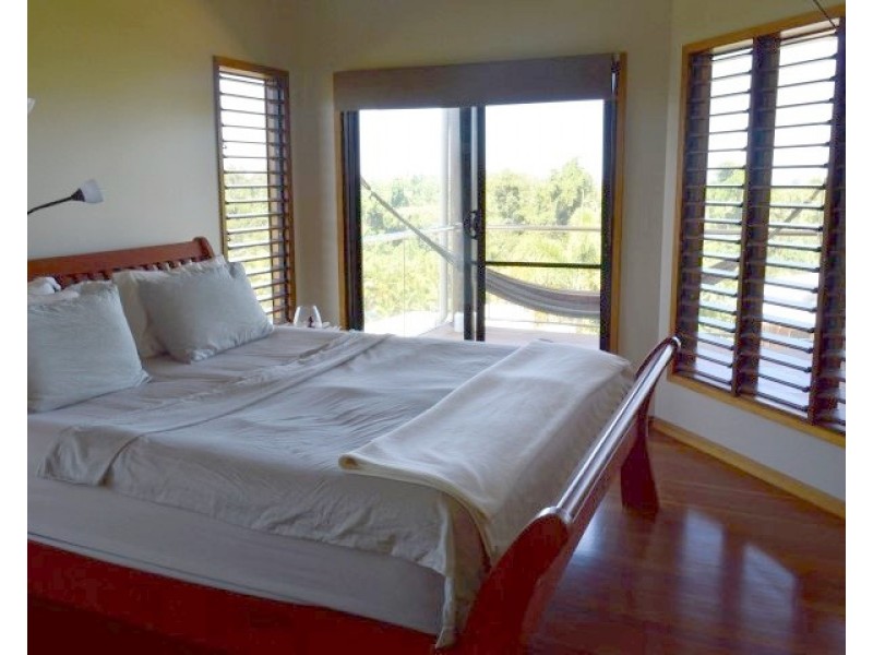 39 Dunkalli Crescent, Wongaling Beach QLD 4852