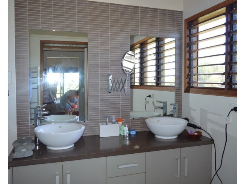 39 Dunkalli Crescent, Wongaling Beach QLD 4852