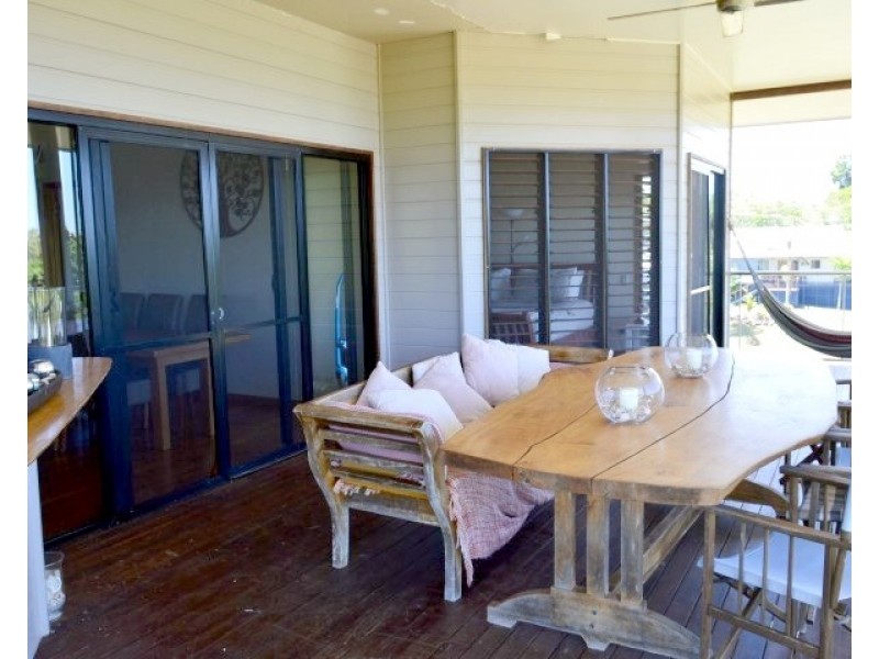 39 Dunkalli Crescent, Wongaling Beach QLD 4852