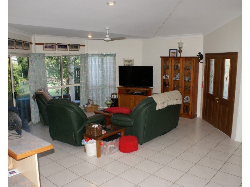 35 Taylor Street, Kurrimine Beach QLD 4871