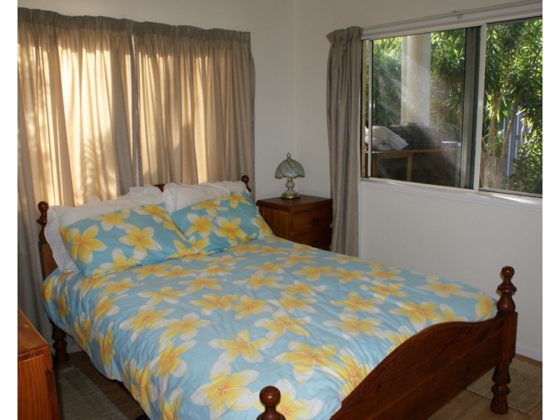 35 Taylor Street, Kurrimine Beach QLD 4871