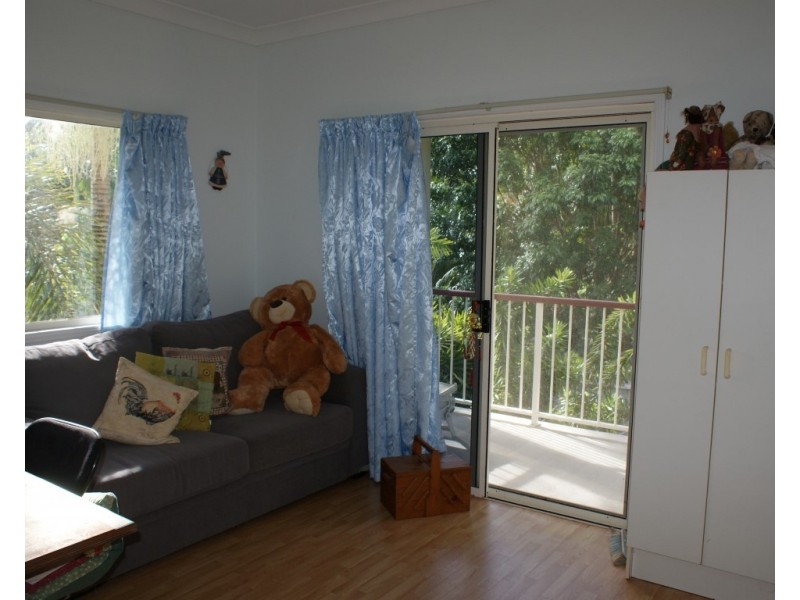 35 Taylor Street, Kurrimine Beach QLD 4871