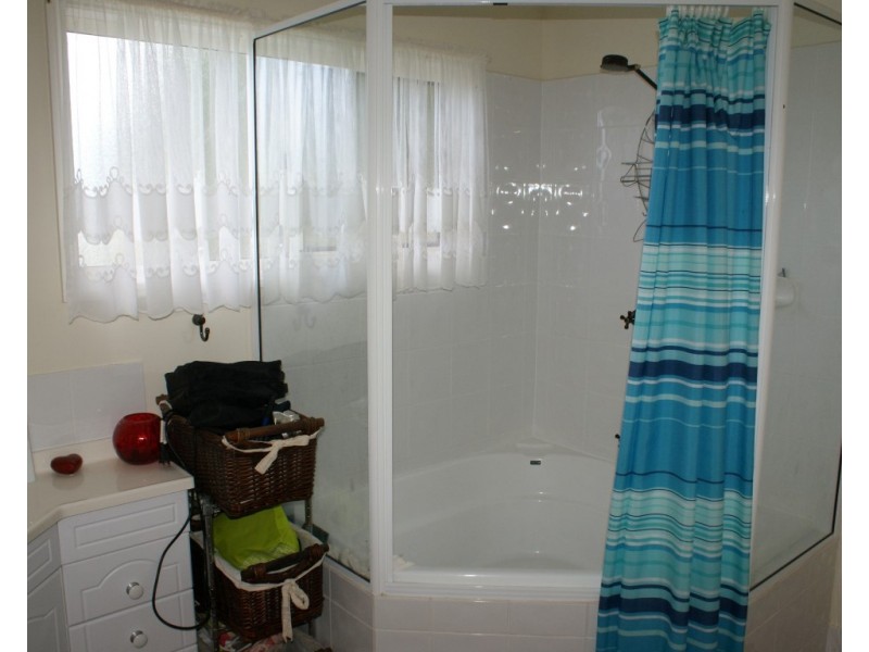 35 Taylor Street, Kurrimine Beach QLD 4871