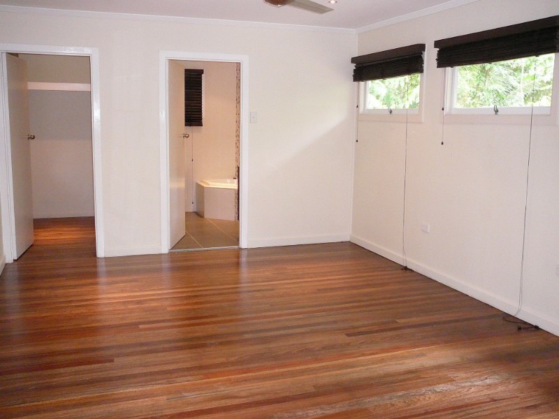 Mission Beach QLD 4852