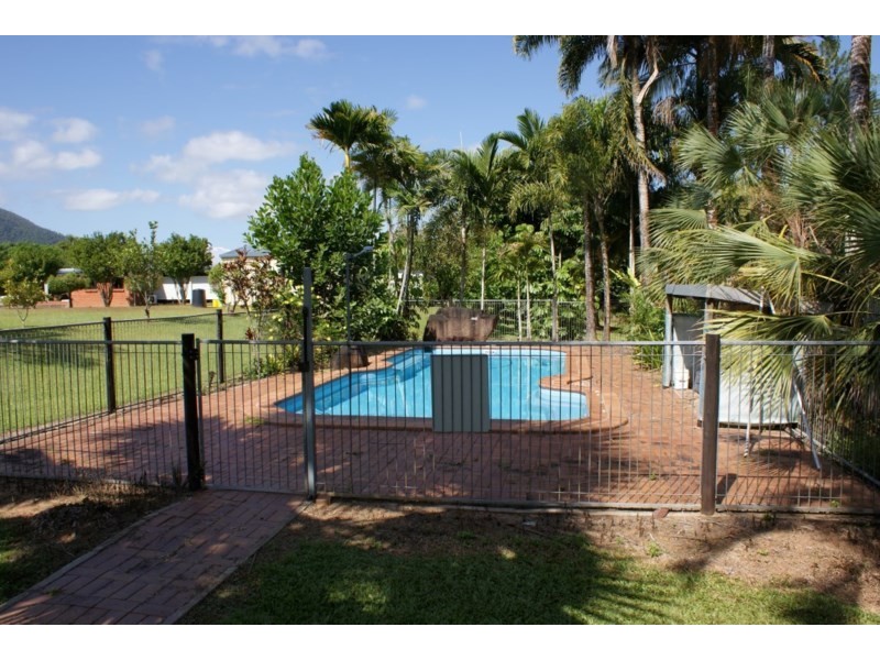 202 Bulgun Road, Bulgun QLD 4854