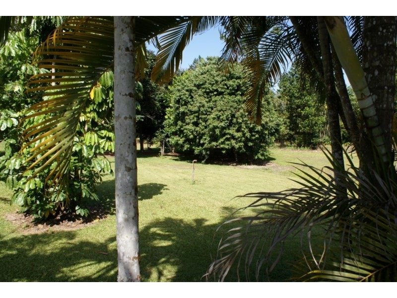 202 Bulgun Road, Bulgun QLD 4854