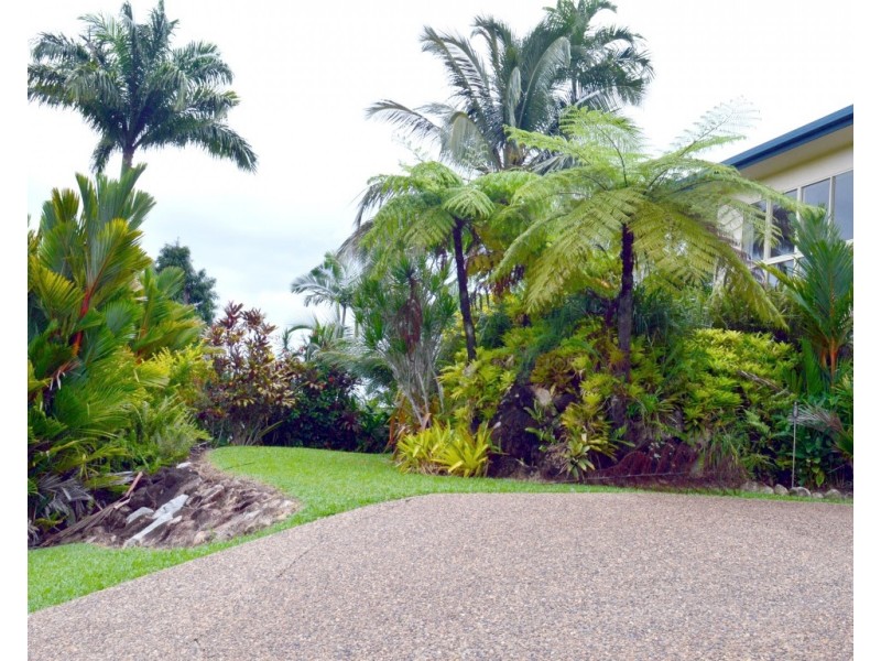 28 Dunkalli Crescent, Wongaling Beach QLD 4852