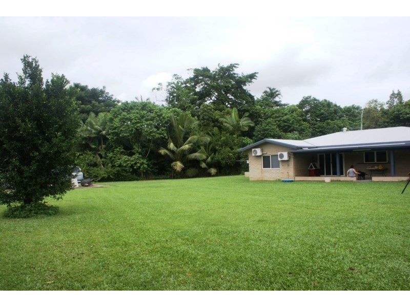 15 George Street, Silkwood QLD 4856