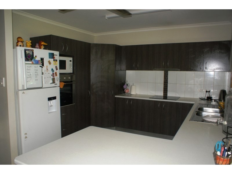 15 George Street, Silkwood QLD 4856