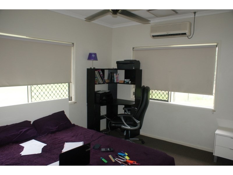 15 George Street, Silkwood QLD 4856