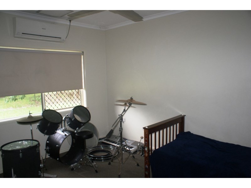 15 George Street, Silkwood QLD 4856