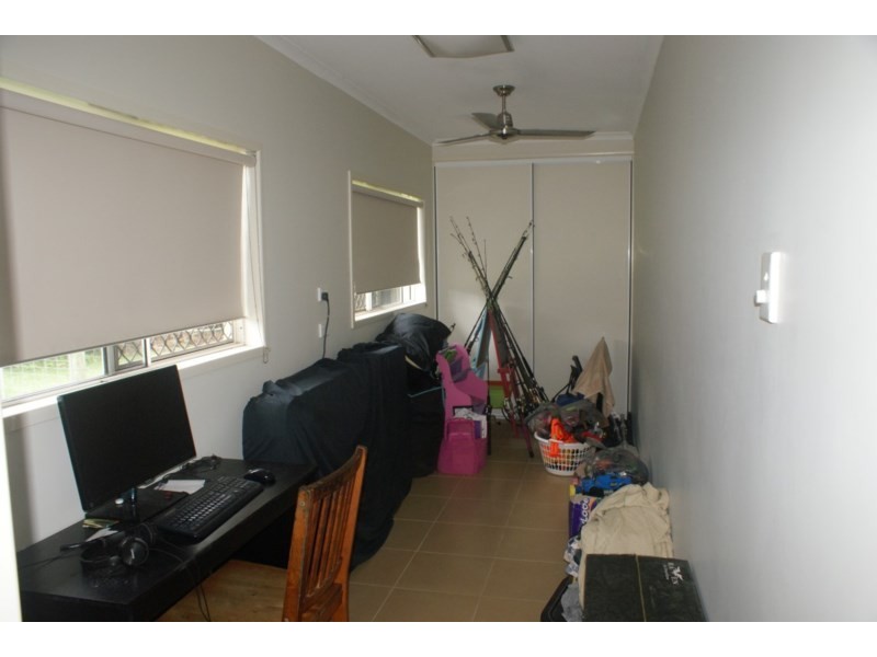 15 George Street, Silkwood QLD 4856