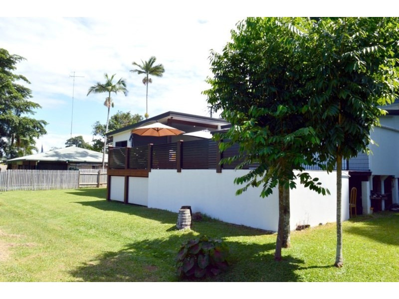 11 Endeavour Avenue, Mission Beach QLD 4852