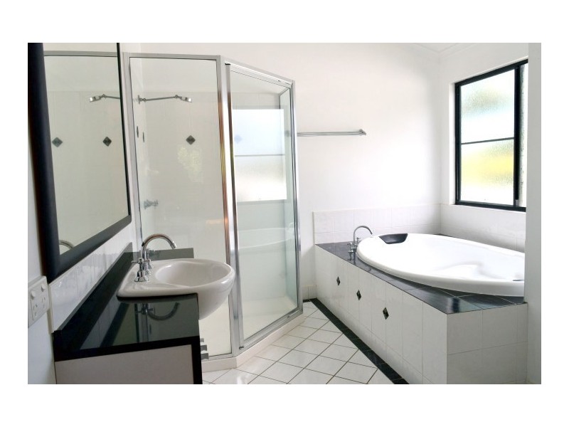 65 Holland Street, Wongaling Beach QLD 4852