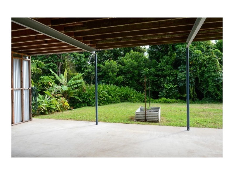 65 Holland Street, Wongaling Beach QLD 4852