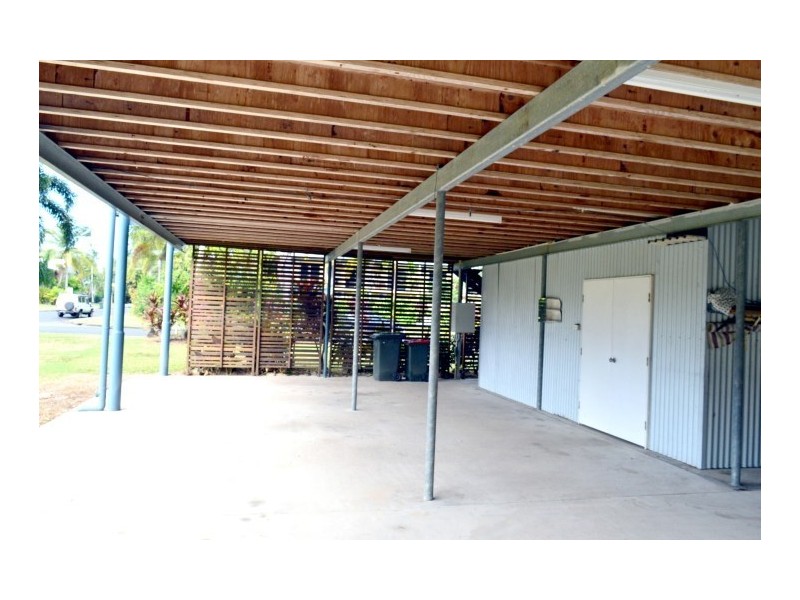 65 Holland Street, Wongaling Beach QLD 4852