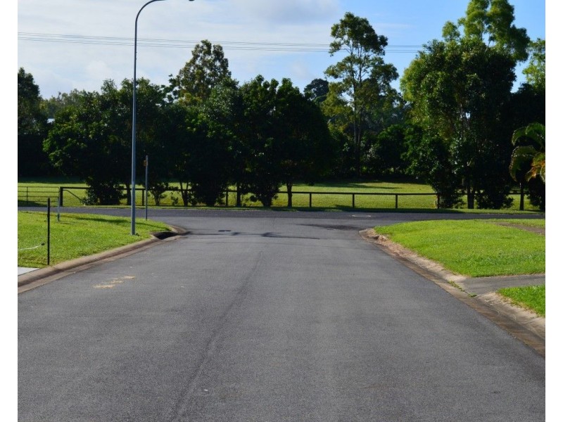 4 Nivosa Court, Mission Beach QLD 4852