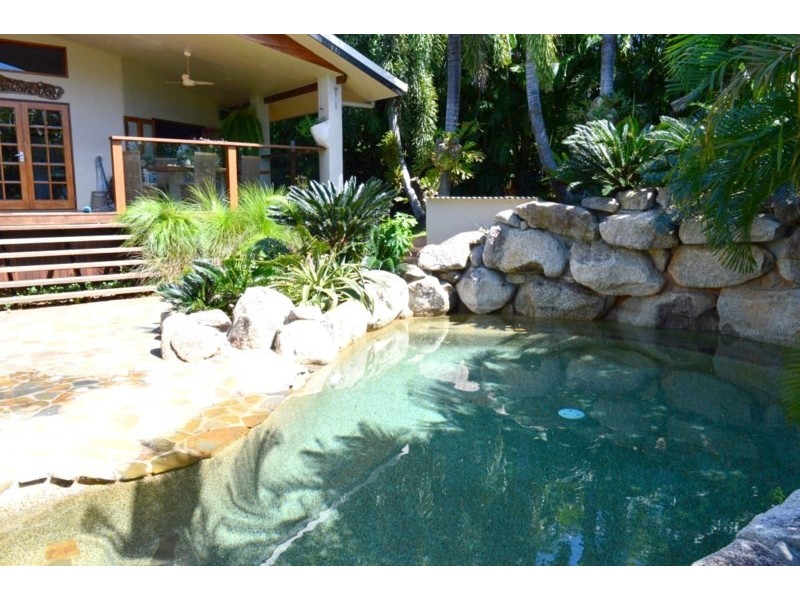 86B Cutten Street, Bingil Bay QLD 4852