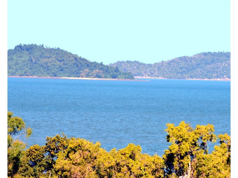 43 Mission Drive, South Mission QLD 4852