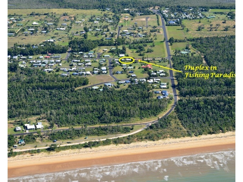 8 Melaleuca Drive, Tully Heads QLD 4854